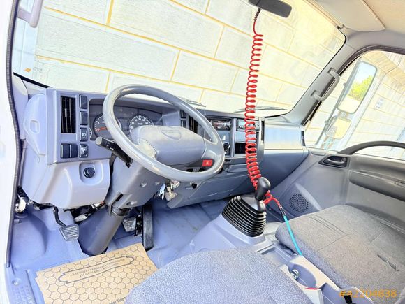 2016 NPR3D 300.000KM DE HATASIZ BOYASIZ İLK SAHİBİNDEN 10 TEKER