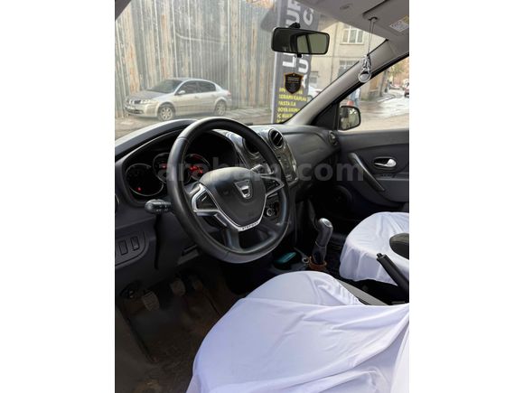Sahibinden Dacia Sandero 1.5 dCi Stepway 2017 Model 