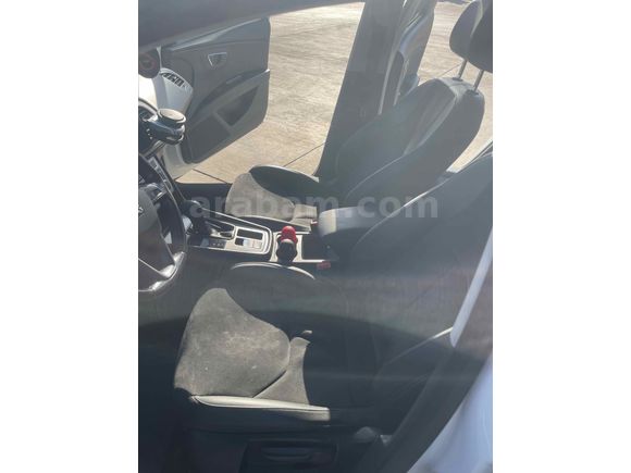 Sahibinden Seat Leon 1.6 TDI Style 2017 Model  198.000 km Beyaz