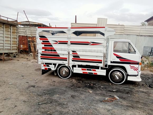 Sahibinden Isuzu NKR 5.5 E 04