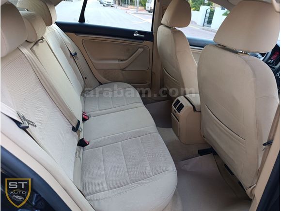 ST AUTO'DAN JETTA 1.4 TSI 119 BİN KM HATASIZ MANUEL