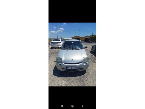 Sahibinden Renault Clio 1.4 RNA 2000 Model