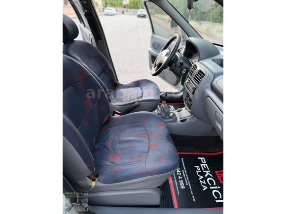 PekciciPLAZA | DÜŞÜK KM- KLİMA AKTİF-2000 MODEL CLİO BAKIMLI