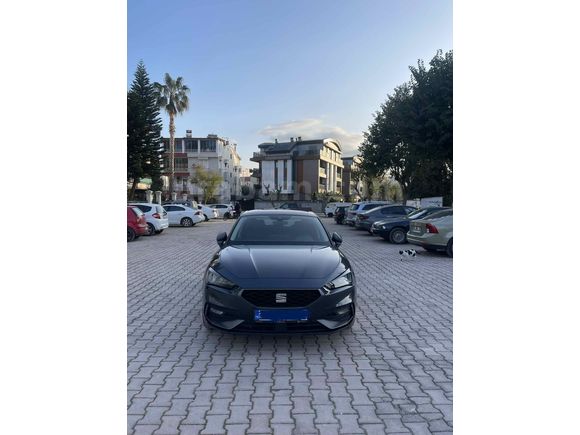 öğretmenden Seat Leon 1.5 eHybrid FR 2025 Model 