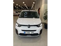 Sahibinden Citroen Berlingo 1.5 BlueHDI Max 2025 Model  3.800 km Beyaz