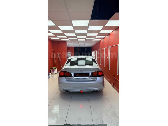 Sahibinden Honda Civic 1.6i VTEC Elegance 2010 Model 