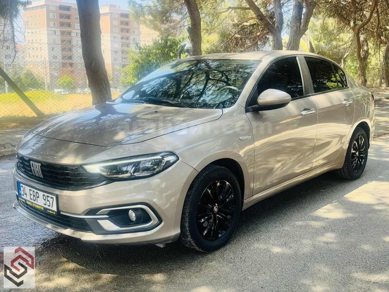 Galeriden Fiat Egea 1.4 Fire Urban 2021 Model İstanbul 77.000 km Gri