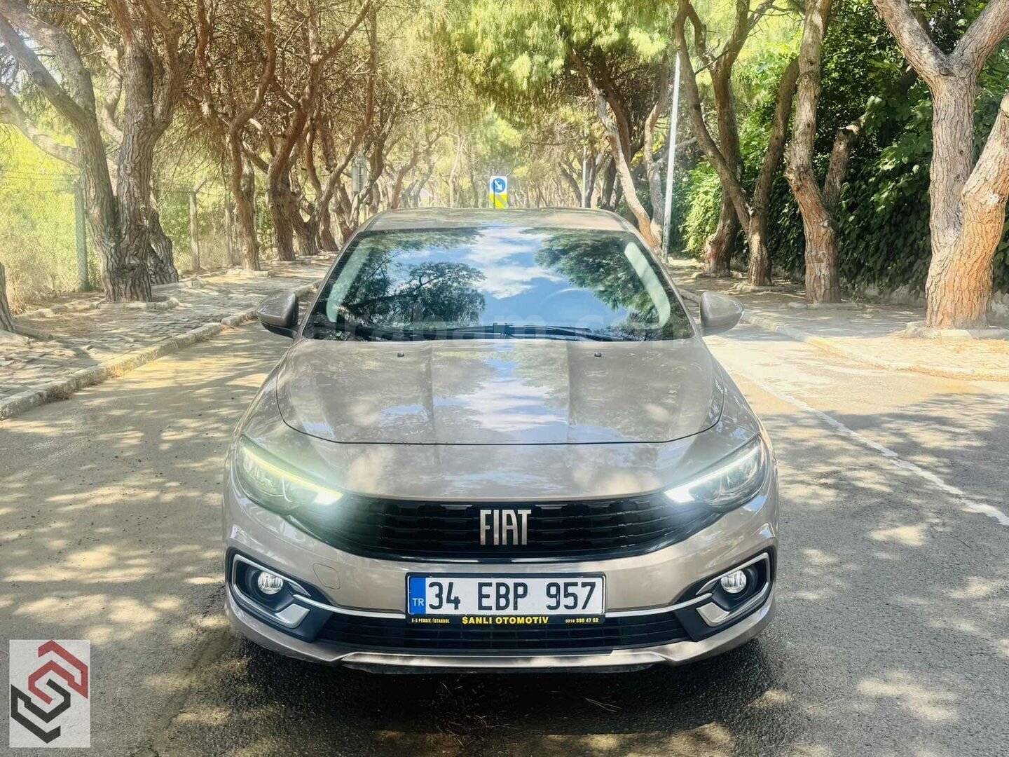 Galeriden Fiat Egea 1.4 Fire Urban 2021 Model İstanbul 77.000 km Gri 2