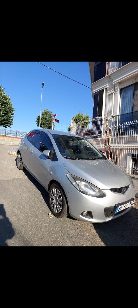 Sahibinden Mazda 2 1.3 Go 2009 Model İstanbul 58.000 km Gri 5