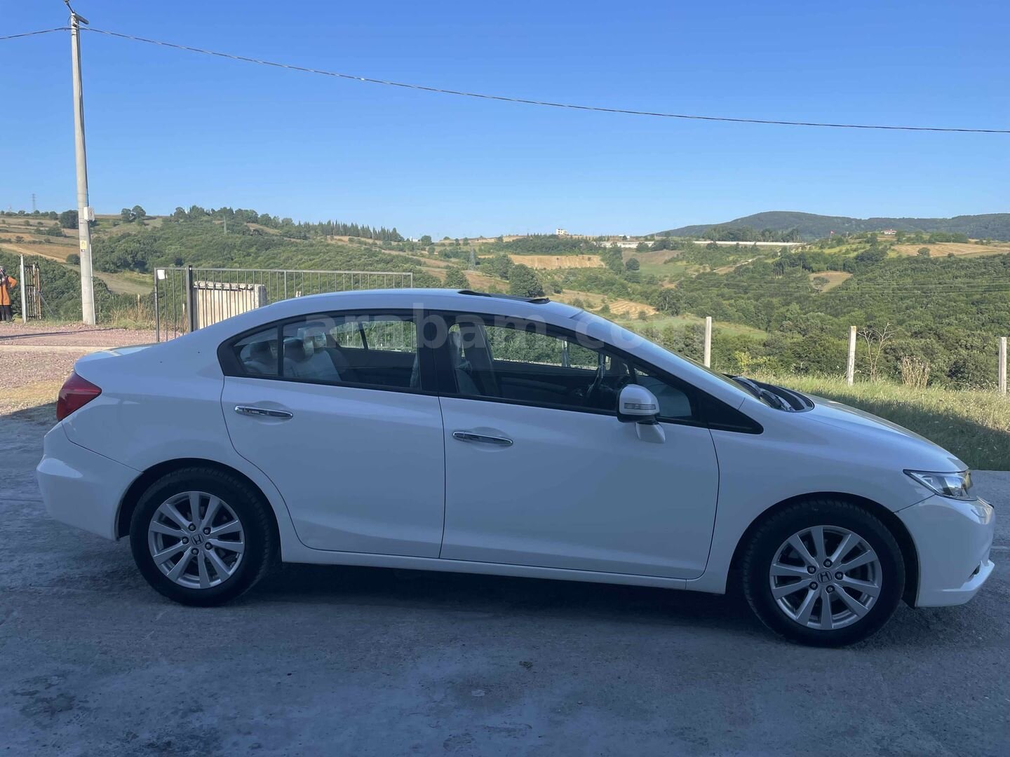 Sahibinden Honda Civic 1.6i VTEC Eco Elegance 2012 Model Kocaeli 70.000 km Beyaz 5