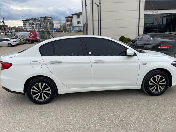 Sahibinden Fiat Egea 1.4 Fire Easy 2023 Model benzin+lpg hatasız boyasız 34 binde 