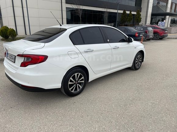 Sahibinden Fiat Egea 1.4 Fire Easy 2023 Model benzin+lpg hatasız boyasız 34 binde 