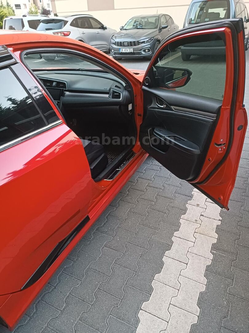 Sahibinden Honda Civic 1.5 i-VTEC RS 2018 Model Kayseri 88.700 km Kırmızı 7