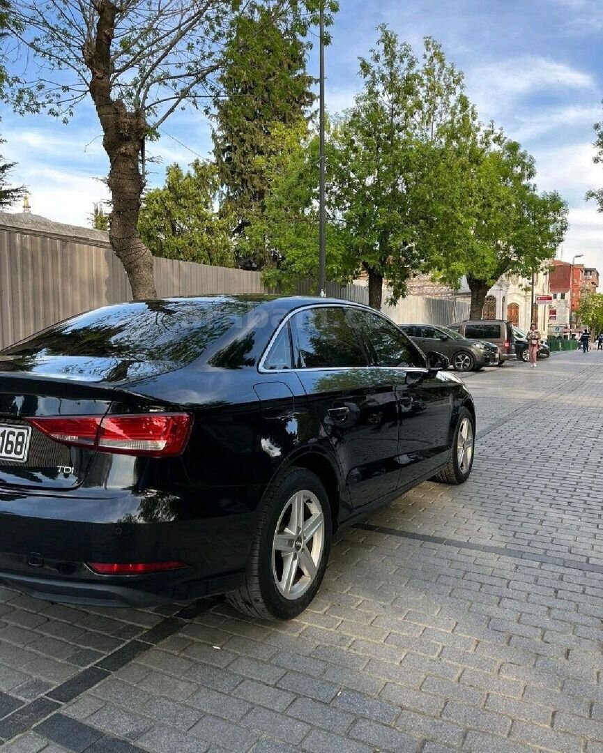 Sahibinden Audi A3 Sedan 1.6 TDI Design Line 2018 Model İstanbul 204.000 km Siyah 6