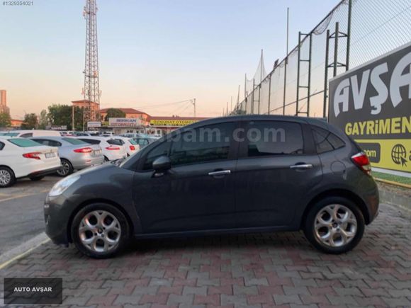 OTOMATİK SADECE 140 BİNDE ÖZEL RENK TEMİZ AİLE ARACI