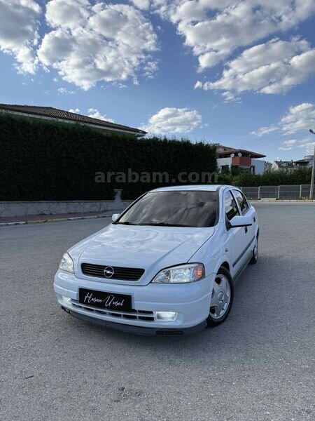 Galeriden Opel Astra 1.6 CD 2000 Model Uşak 300.000 km Beyaz