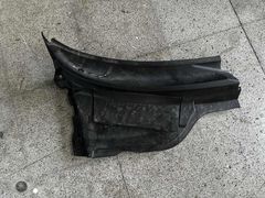 MİNİ COOPER R56 R57 R58 R59 SAĞ AKÜ KAPAĞI CAM ÖNÜ IZGARA ORJ