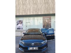 Sahibinden Volkswagen Passat 1.6 TDi BlueMotion Comfortline 2018 Model  211.000 km Siyah