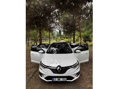 Memurdan temiz 2024  Megane İcon 1.3 TCe.+ 2 yıl uzatılmış garantili