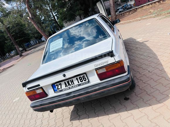 Sahibinden Renault R 9 1.4 Broadway GTE 1992 Model 