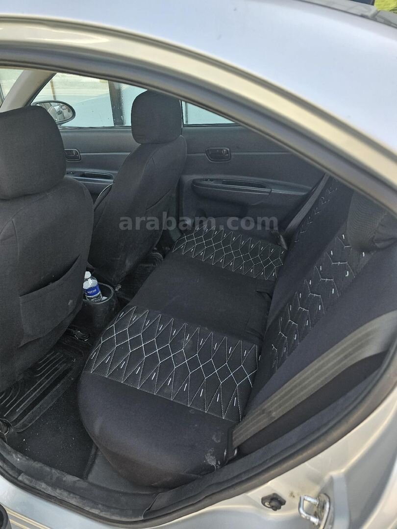 Sahibinden Hyundai Accent Era 1.5 CRDi-VGT Team 2010 Model İstanbul 239.000 km Gri 1