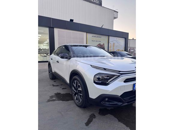 Sahibinden Citroen C4 1.2 PureTech Feel Bold 2023 Model 