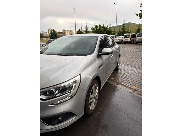 Sahibinden Renault Megane 1.6 Joy 2018 Model 