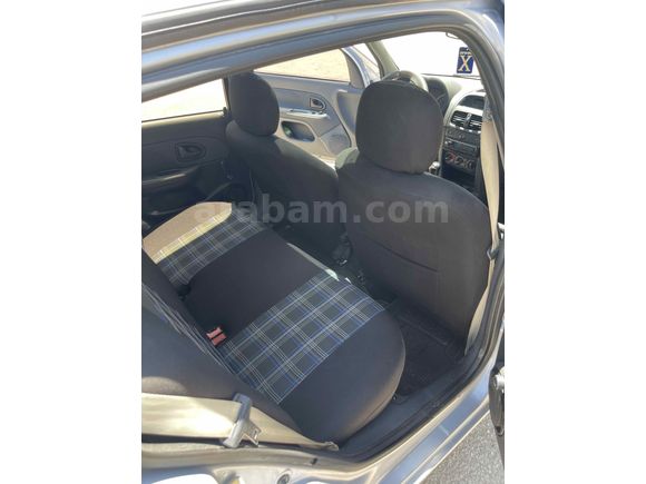 Sahibinden Renault Clio 1.4 Dynamique 2004 Model 