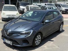 ÜRGENLER'DEN 62.000KM OTOMATİK 2022 CLİO 1.0 TCE