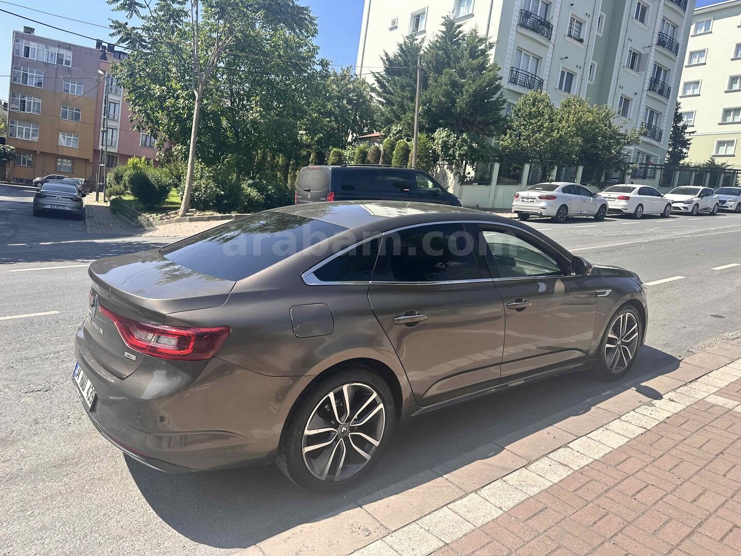 Sahibinden Renault Talisman 1.6 dCi Icon 2016 Model İstanbul 220.000 km Kahverengi 3