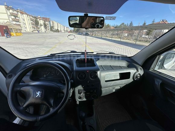 Sahibinden Peugeot Partner 1.9 D 2006 Model 