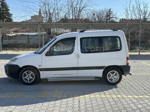 Sahibinden Peugeot Partner 1.9 D 2006 Model 