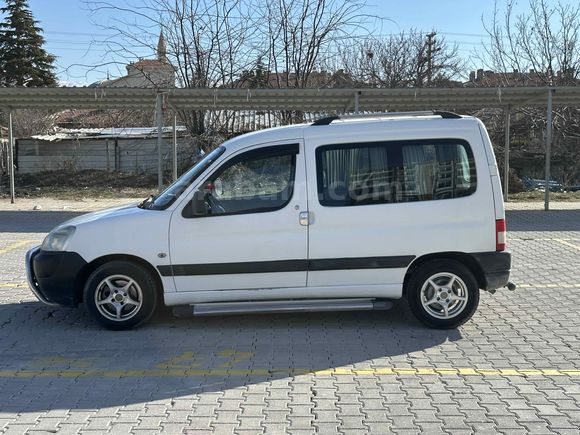 Sahibinden Peugeot Partner 1.9 D 2006 Model 