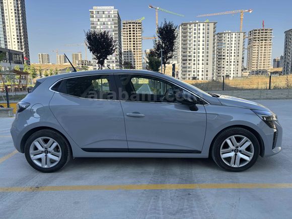 Sahibinden Renault Clio 1.0 TCe Evolution 2025 Model 