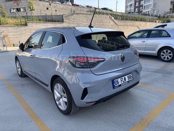 Sahibinden Renault Clio 1.0 TCe Evolution 2025 Model 
