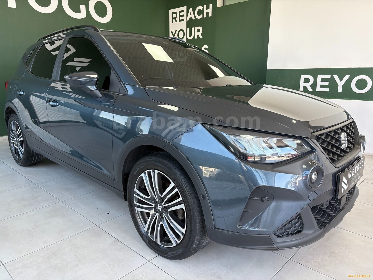 Galeriden Seat Arona 1.0 EcoTSI Style 2023 Model Kayseri 68.000 km Füme 5
