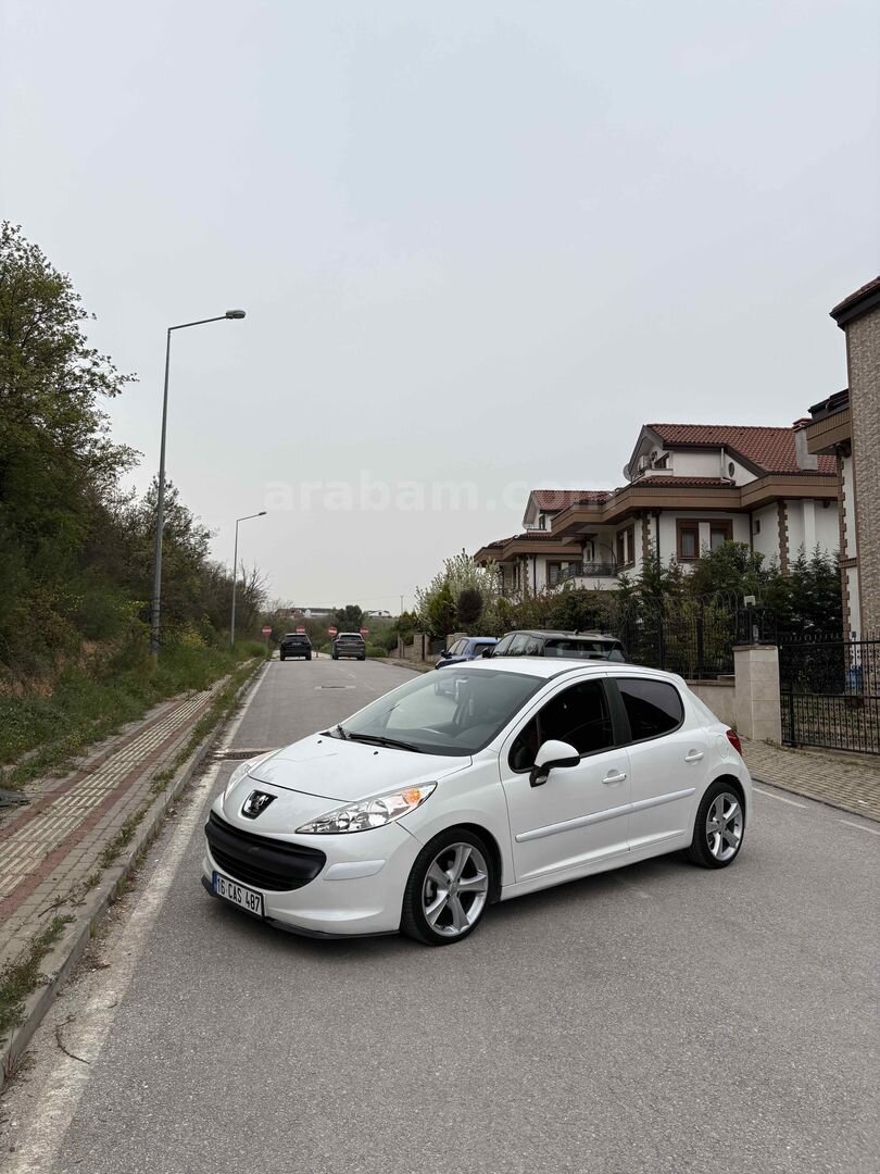 Sahibinden Peugeot 207 1.4 HDi Trendy 2007 Model Bursa 255.000 km Beyaz 2
