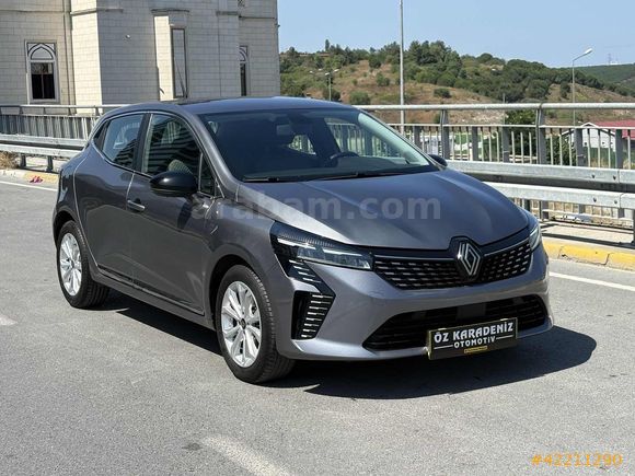 2024 Clio 1.0 Tce 90 Hp Boyasız 60 Bin Km de Çelik Jantlı