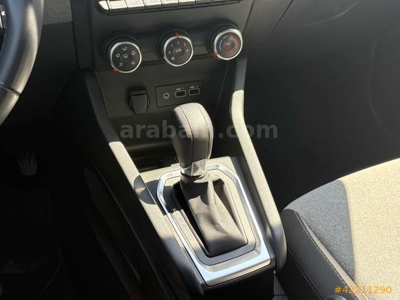 2024 Clio 1.0 Tce 90 Hp Boyasız 60 Bin Km de Çelik Jantlı