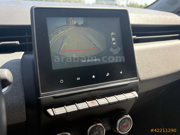 2024 Clio 1.0 Tce 90 Hp Boyasız 60 Bin Km de Çelik Jantlı