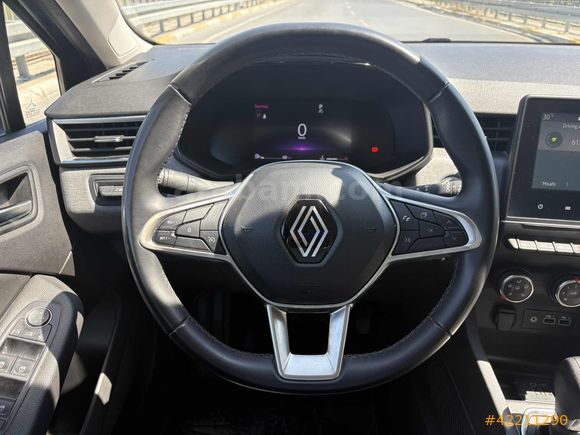 2024 Clio 1.0 Tce 90 Hp Boyasız 60 Bin Km de Çelik Jantlı