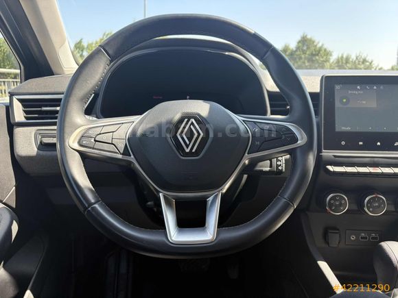 2024 Clio 1.0 Tce 90 Hp Boyasız 60 Bin Km de Çelik Jantlı