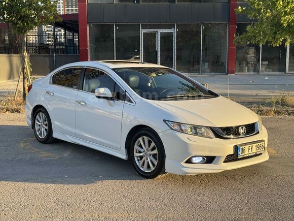 Sahibinden Honda Civic 1.6 Elegance 2012 Model  