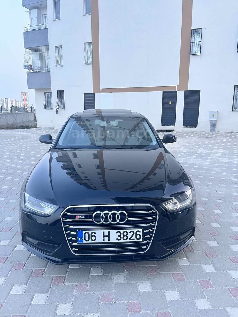 Sahibinden Audi A4 Sedan 2.0 TDI 2012 Model Adana 300.000 km Siyah 4