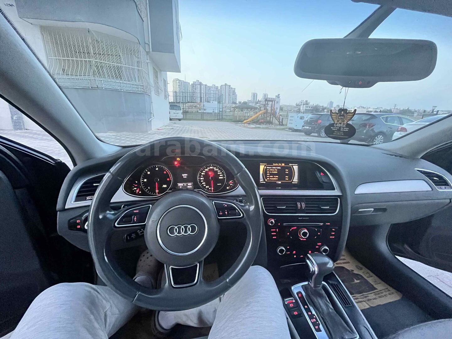 Sahibinden Audi A4 Sedan 2.0 TDI 2012 Model Adana 300.000 km Siyah 2