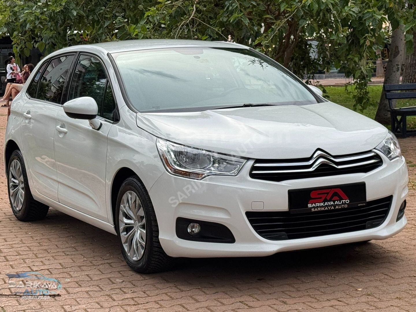 Galeriden Citroen C4 1.6 e-HDi Confort Plus 2011 Model Antalya 195.000 km Beyaz 4