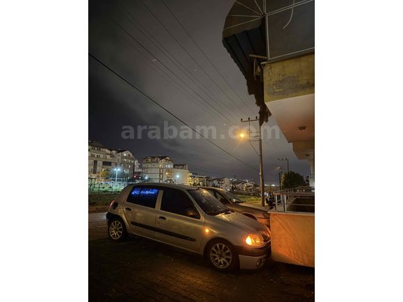 Sahibinden Renault Clio 1.4 RTA 2000 Model 