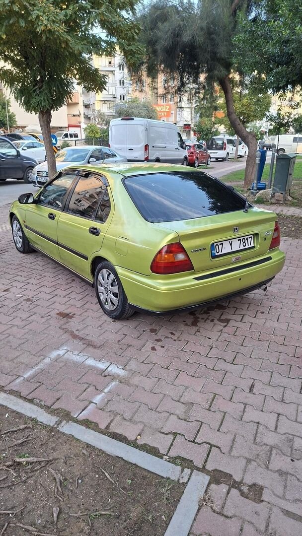 Galeriden Honda Civic 1.6 LS 1996 Model Antalya 350.000 km Yeşil (metalik) 7
