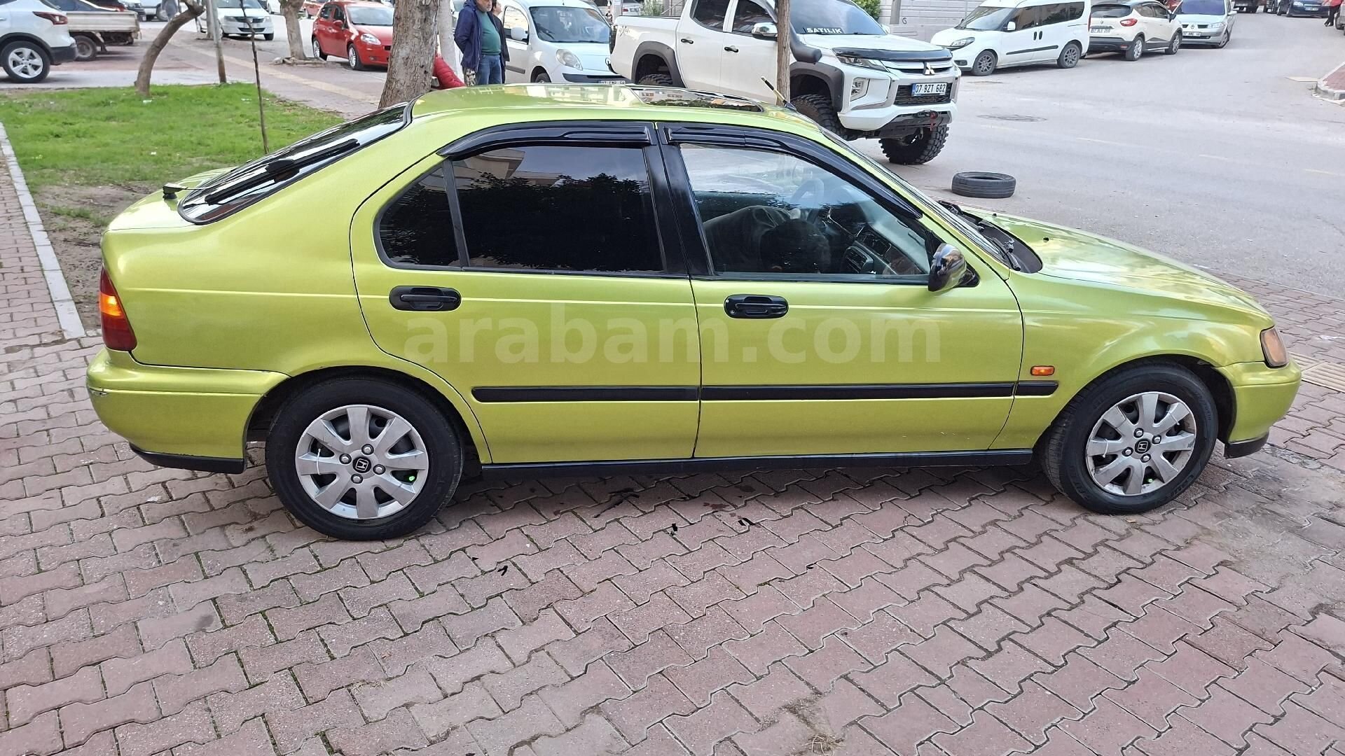 Galeriden Honda Civic 1.6 LS 1996 Model Antalya 350.000 km Yeşil (metalik) 3
