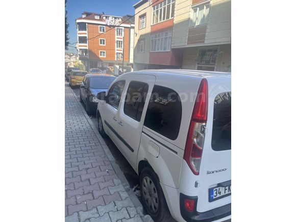 Sahibinden Renault Kangoo Multix 1.5 dCi Touch 2016 Model  343000 km Beyaz